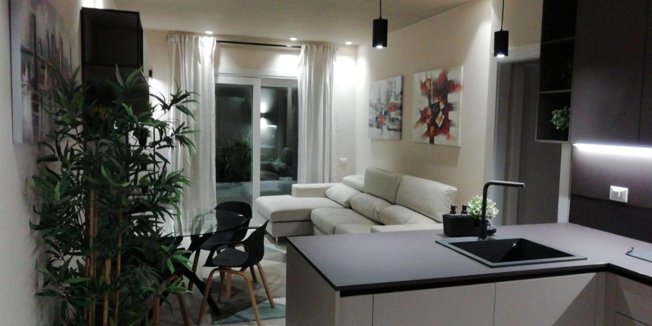 Town-Beach Home Civitanova Marche Eksteriør bilde